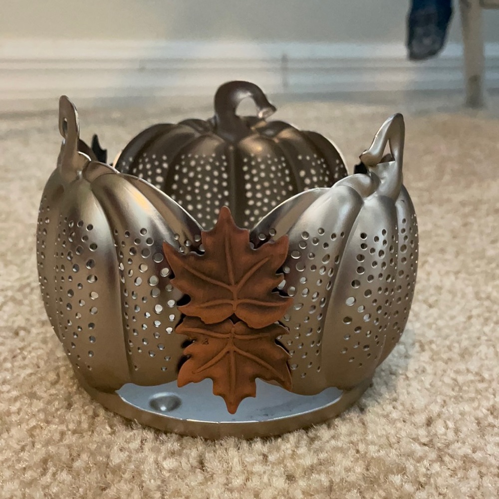 Bath and Body Works candle holder